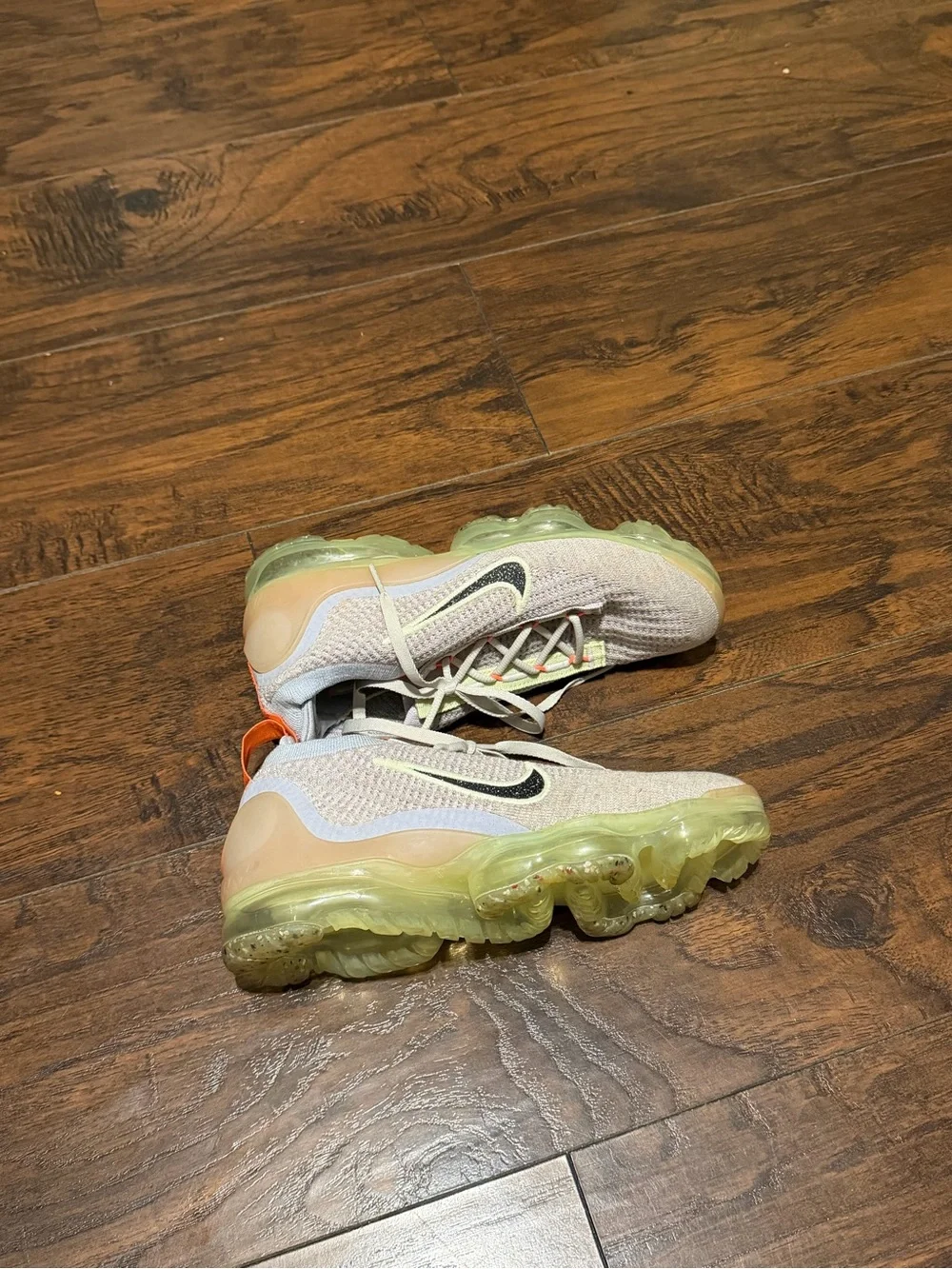 Nike women’s air flynit vapormax 2021 size 7.5